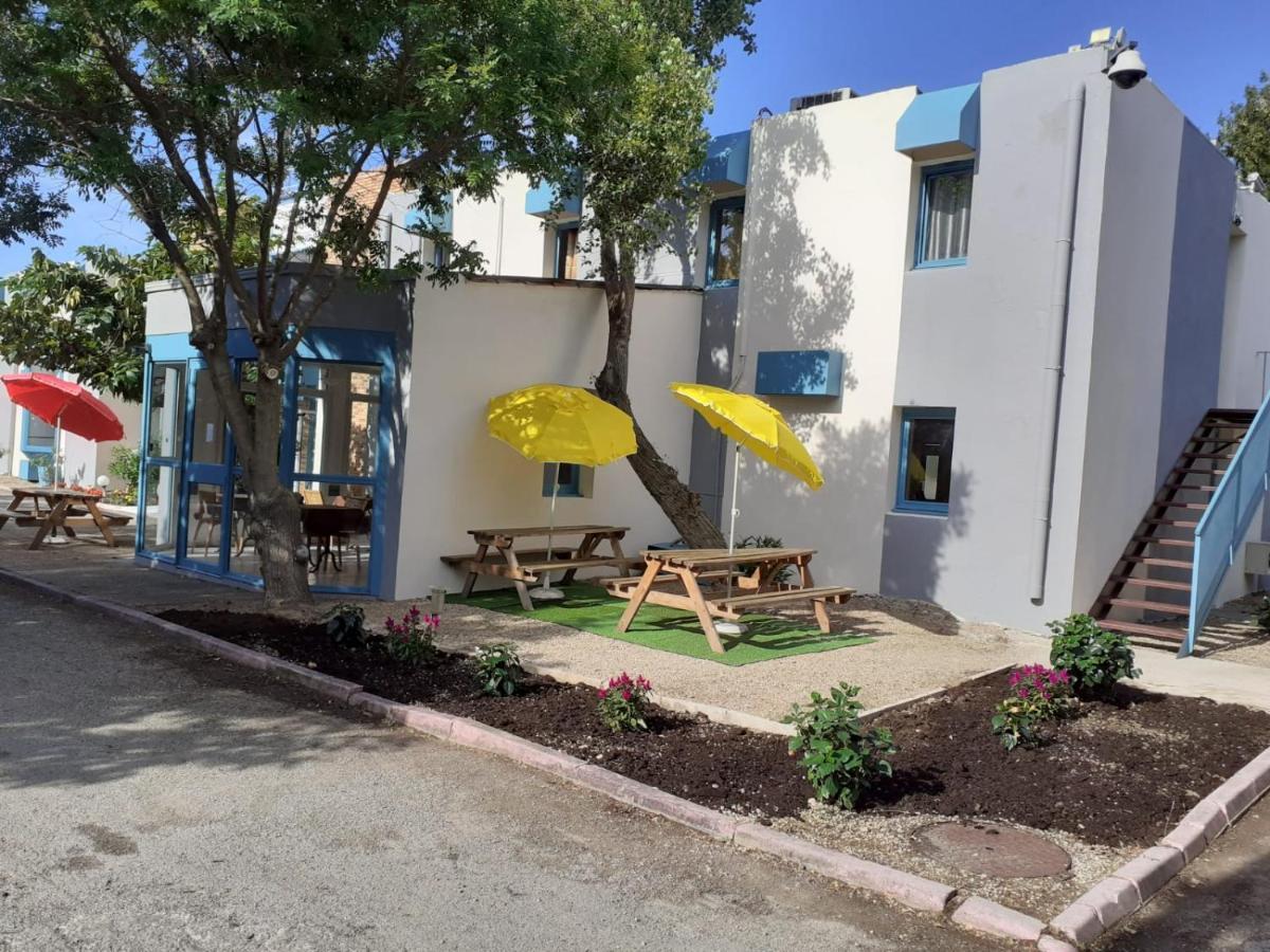 Confortel Avignon Tgv Otel Dış mekan fotoğraf